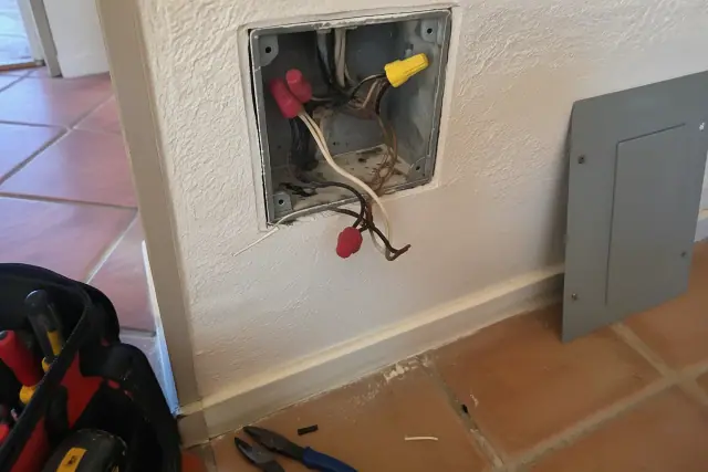 Electrical troubleshooting and diagnostics for a panel upgrade at a home in Phoenix, AZ.